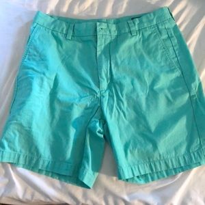 mens vineyard vines green club shorts